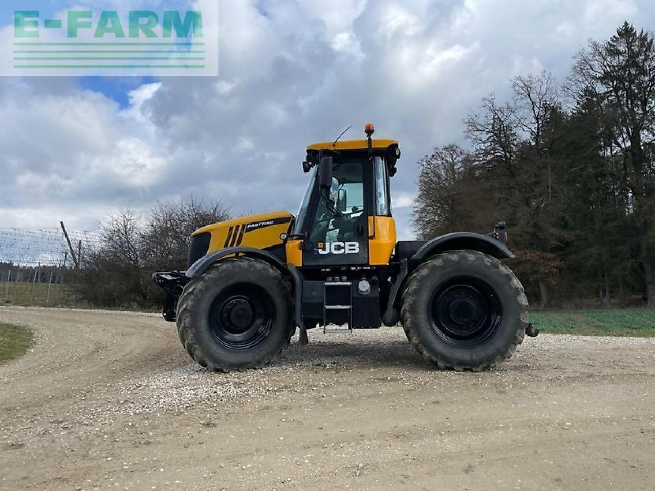 Farm tractor JCB fastrac 3230 xtrac: picture 11 Farm tractor JCB fastrac 3230 xtrac: picture 11