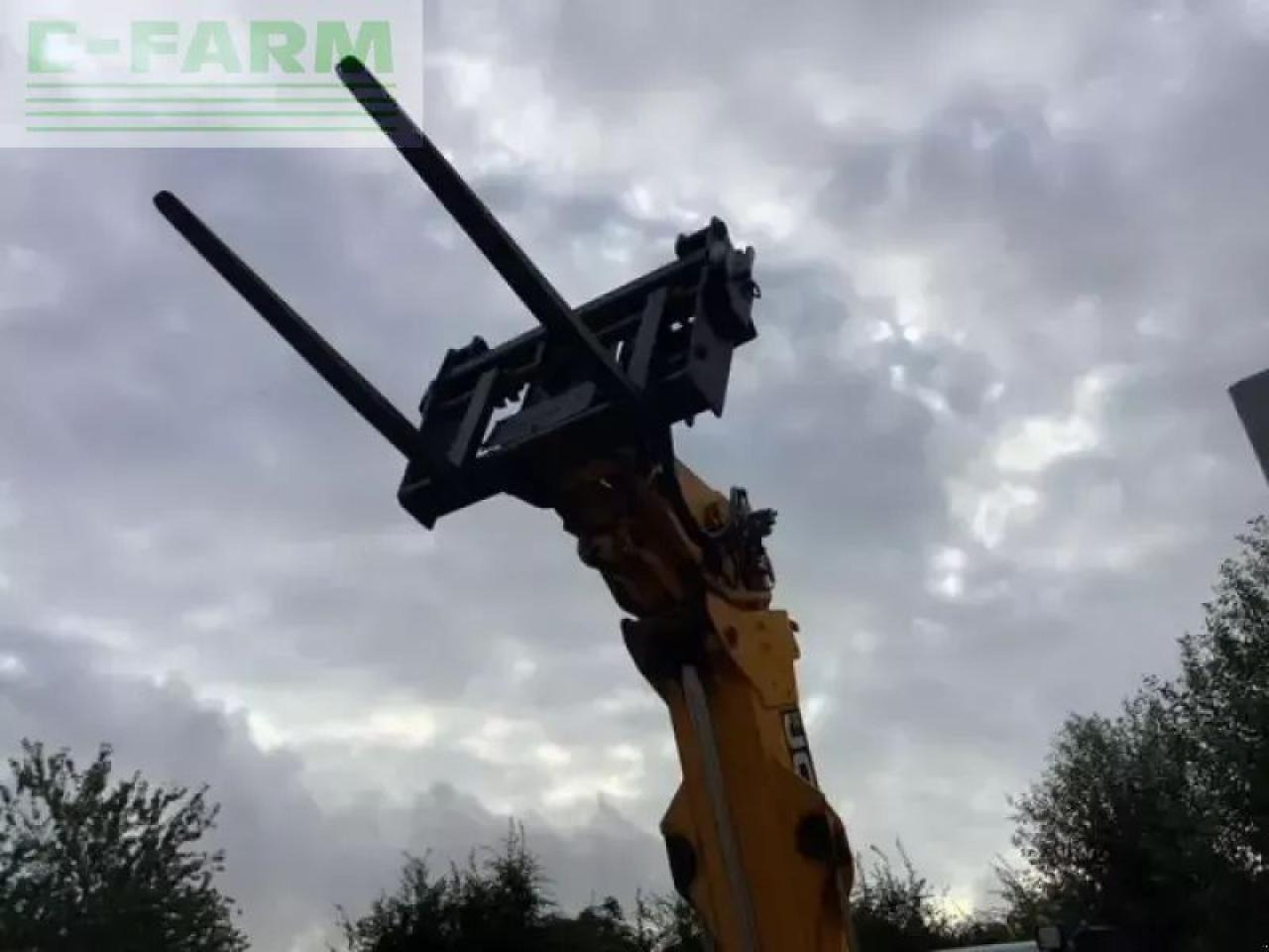 Telescopic handler JCB tm320: picture 6