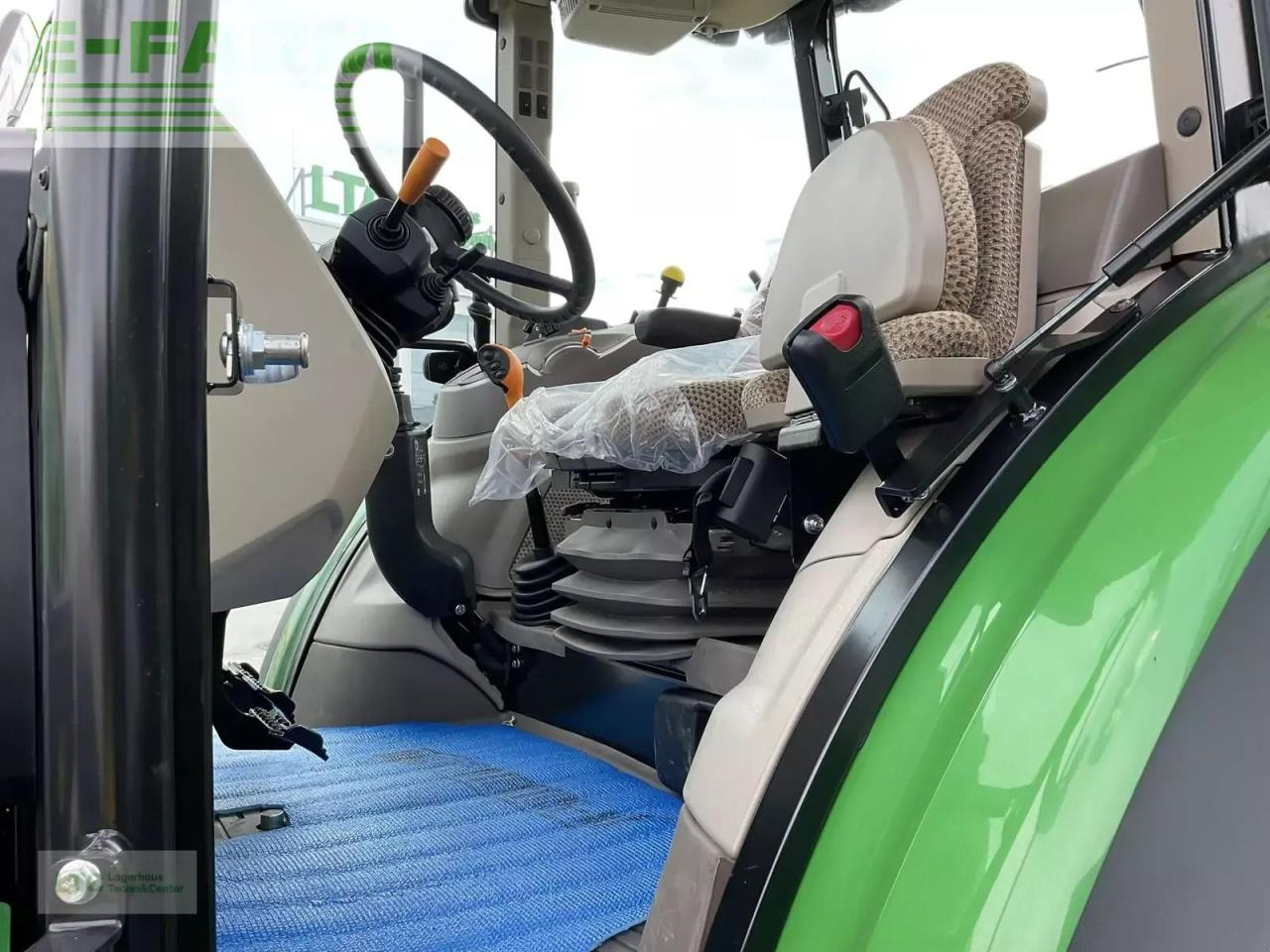 John Deere 5095m - Farm tractor: picture 5 John Deere 5095m - Farm tractor: picture 5