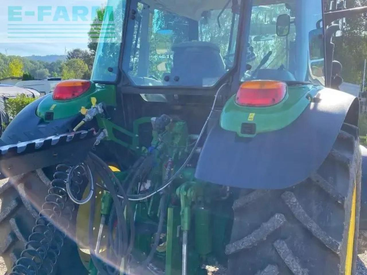 Farm tractor John Deere 5100r: picture 18 Farm tractor John Deere 5100r: picture 18