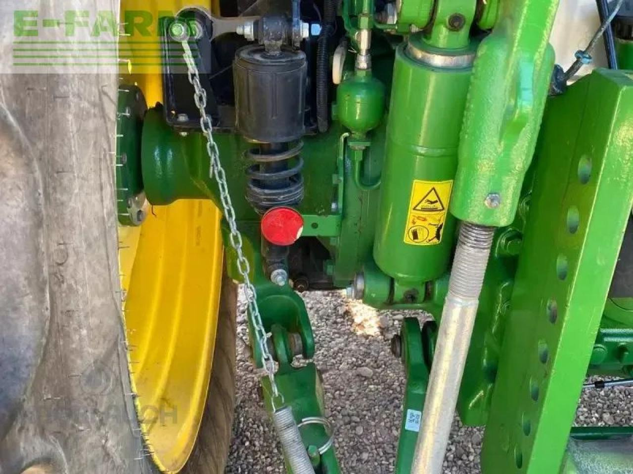 Farm tractor John Deere 5100r: picture 11 Farm tractor John Deere 5100r: picture 11