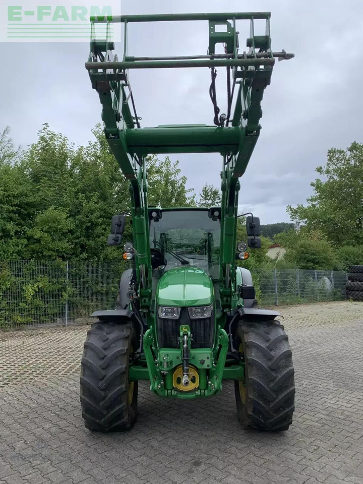 John Deere 5125r - Farm tractor: picture 2 John Deere 5125r - Farm tractor: picture 2