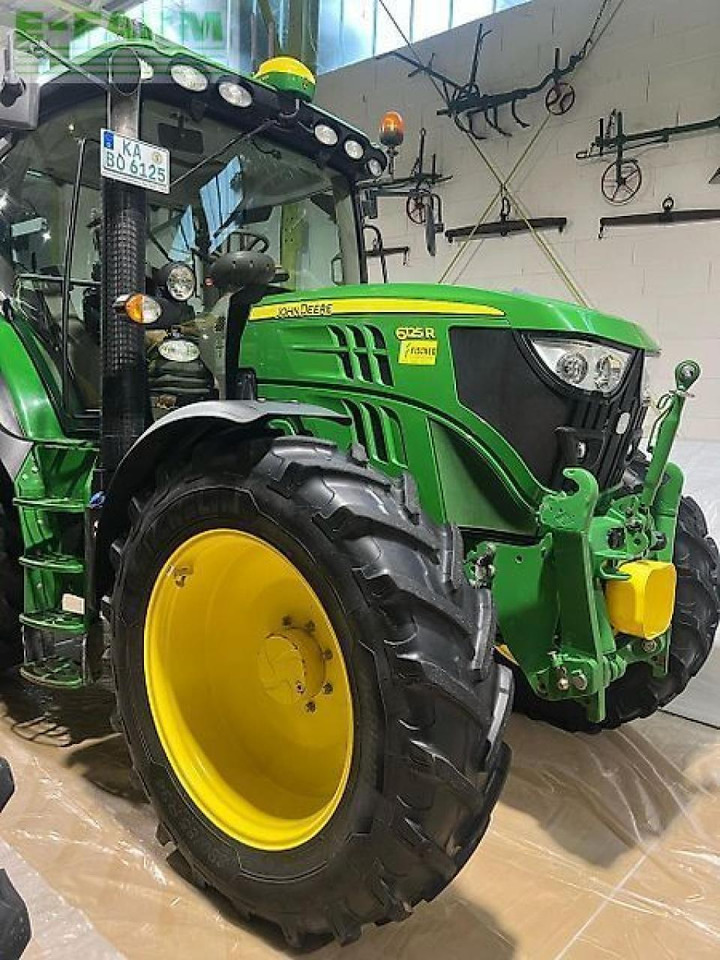 John Deere 6125r ultimate - Farm tractor: picture 1 John Deere 6125r ultimate - Farm tractor: picture 1