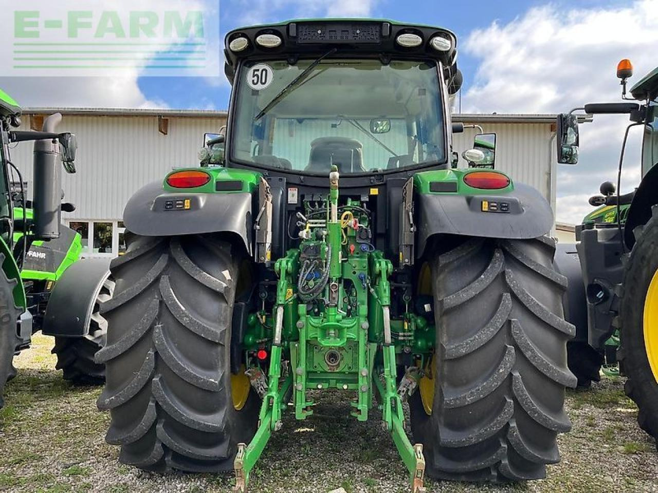 John Deere 6130r - Farm tractor: picture 2 John Deere 6130r - Farm tractor: picture 2