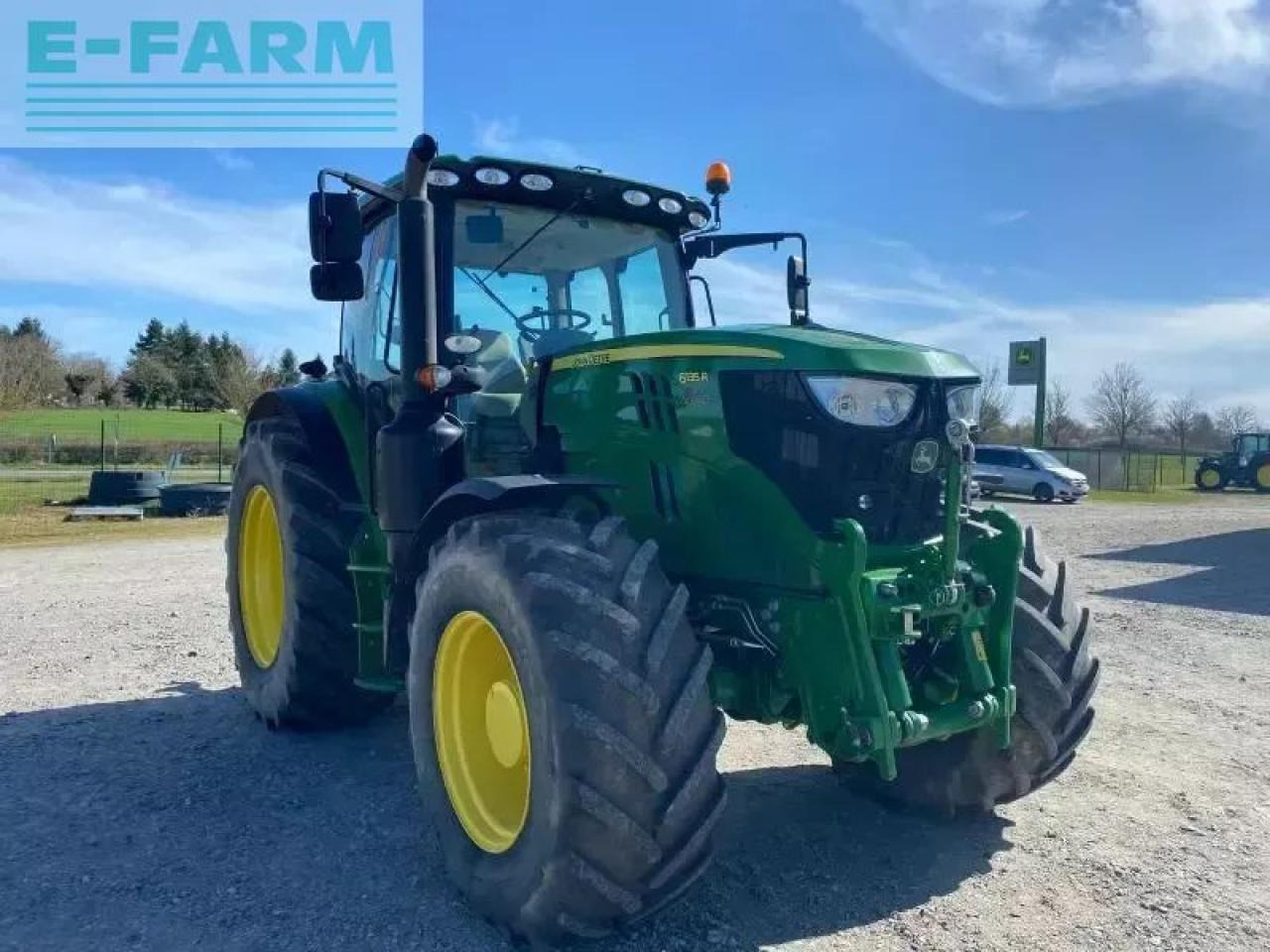 John Deere 6135r - Farm tractor: picture 2 John Deere 6135r - Farm tractor: picture 2