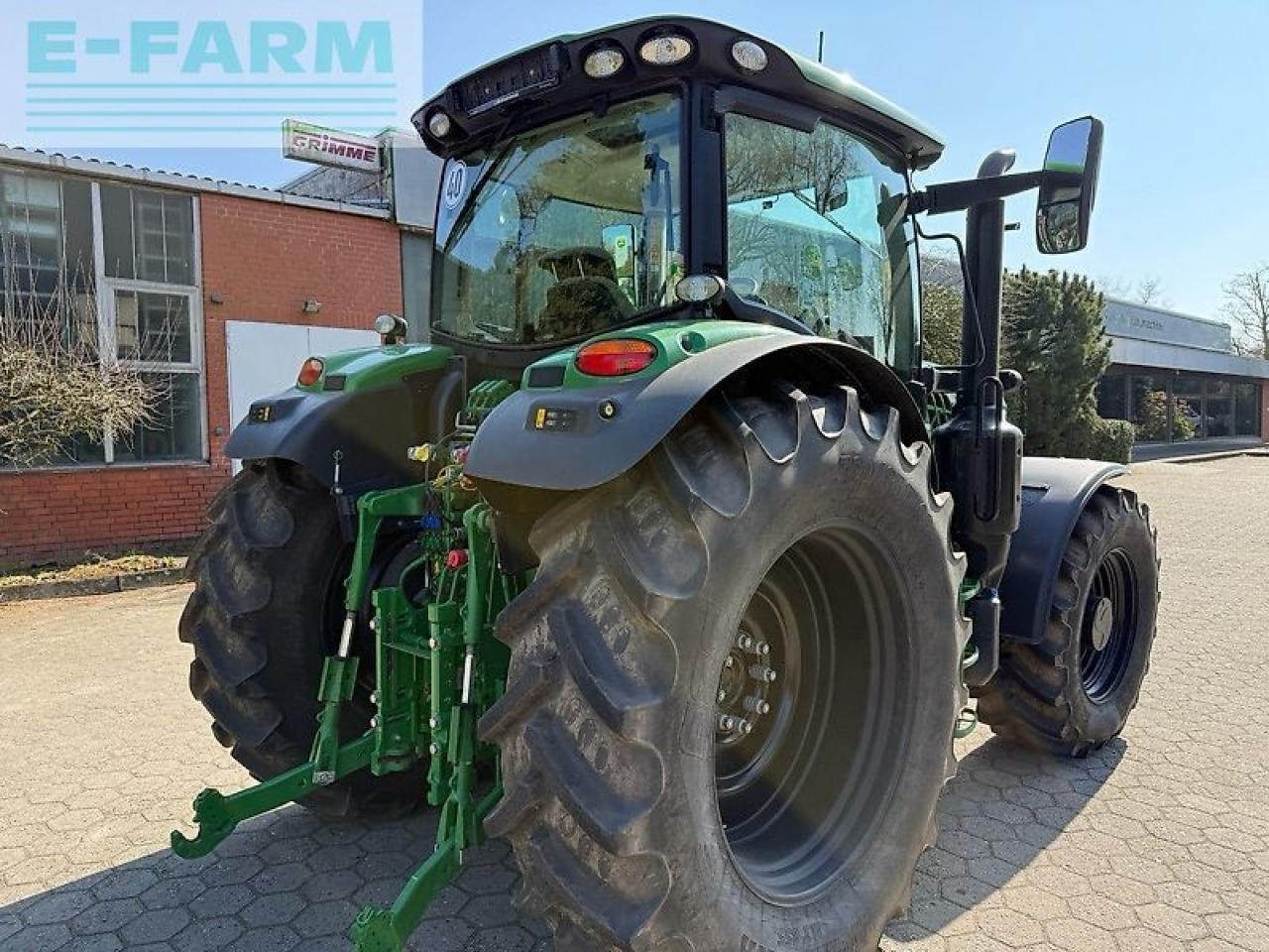 John Deere 6145r - Farm tractor: picture 5 John Deere 6145r - Farm tractor: picture 5