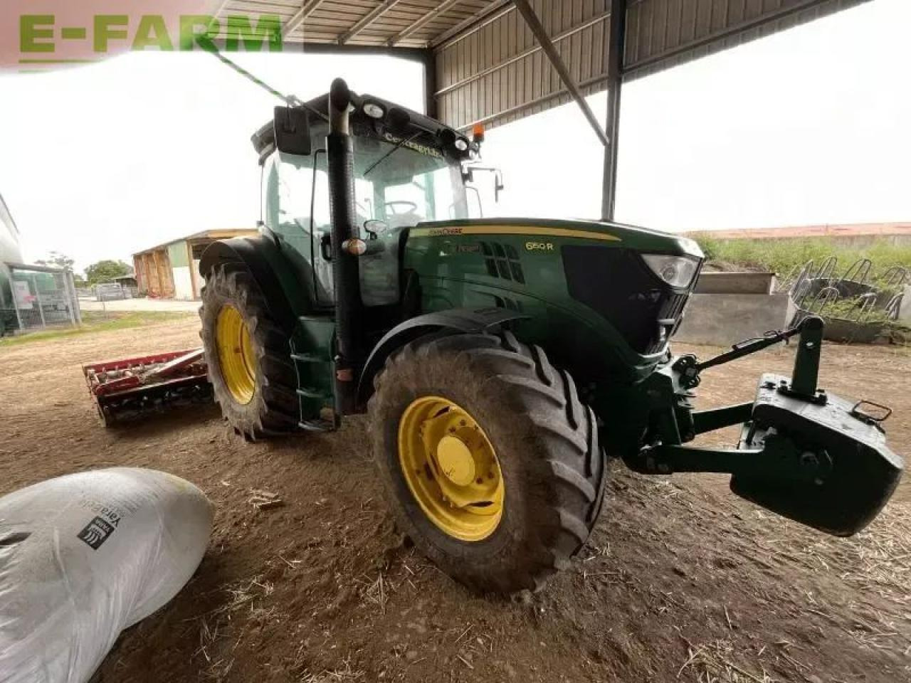 John Deere 6150r - Farm tractor: picture 2 John Deere 6150r - Farm tractor: picture 2