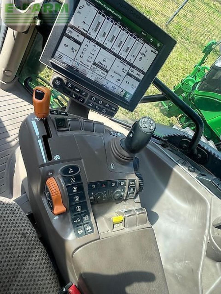 John Deere 6155r - Farm tractor: picture 5 John Deere 6155r - Farm tractor: picture 5