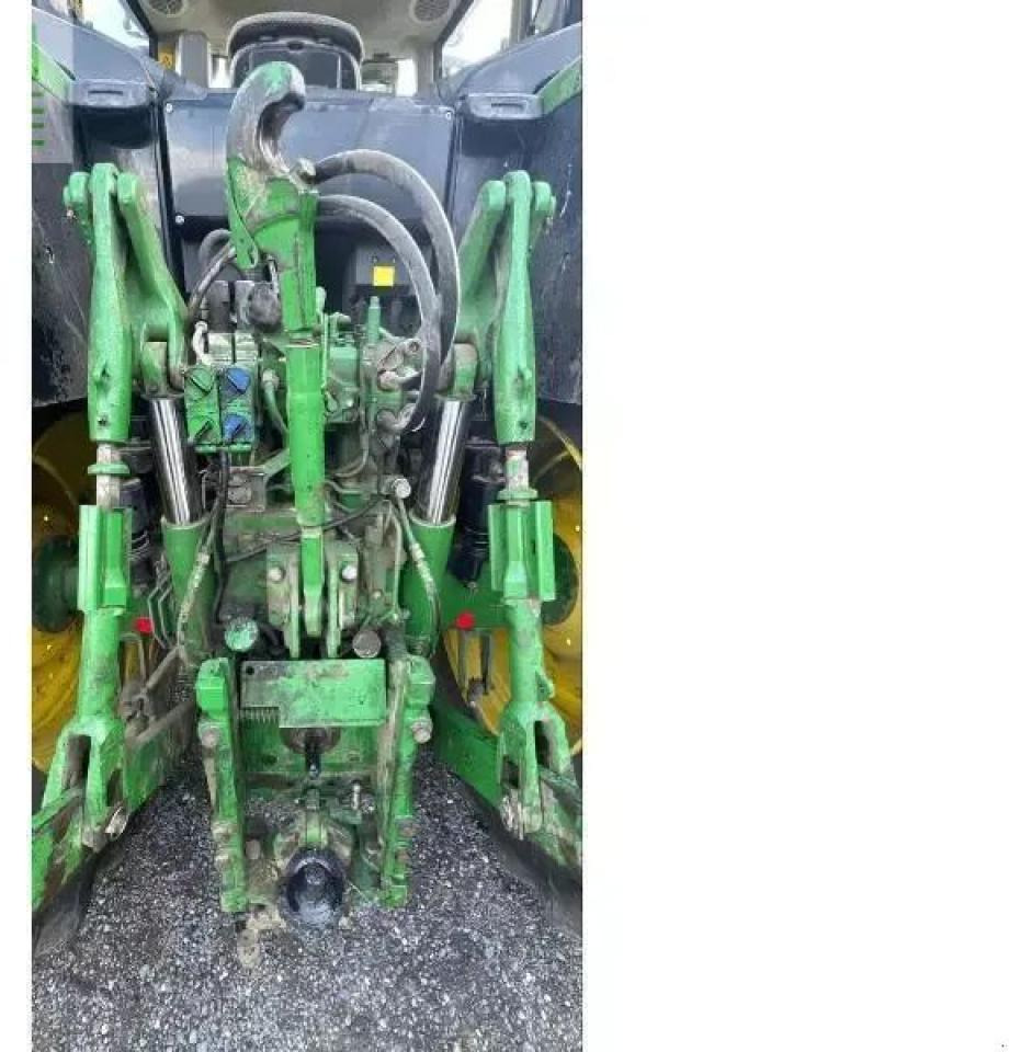 John Deere 6175m - Farm tractor: picture 3 John Deere 6175m - Farm tractor: picture 3