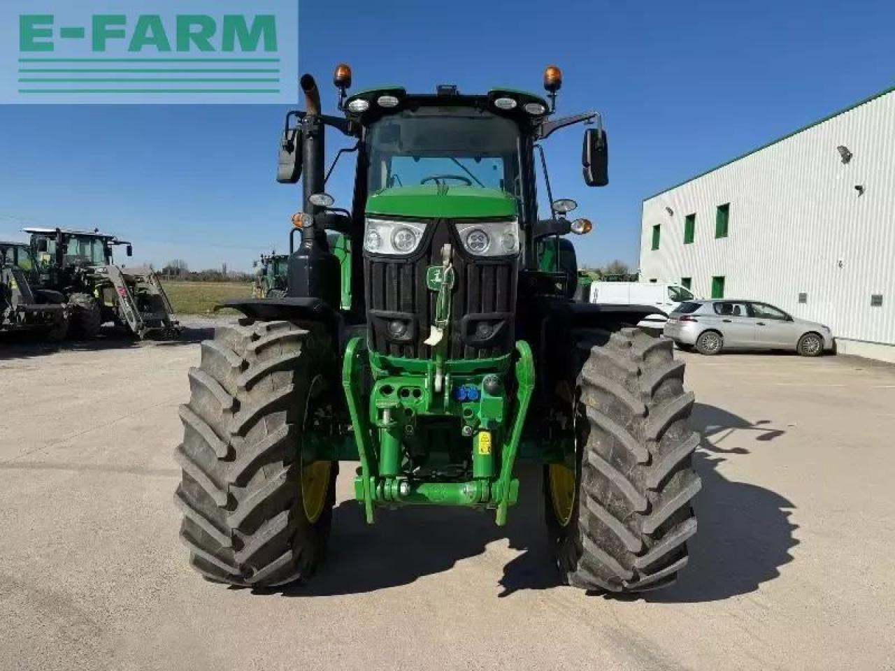 John Deere 6175m - Farm tractor: picture 2 John Deere 6175m - Farm tractor: picture 2