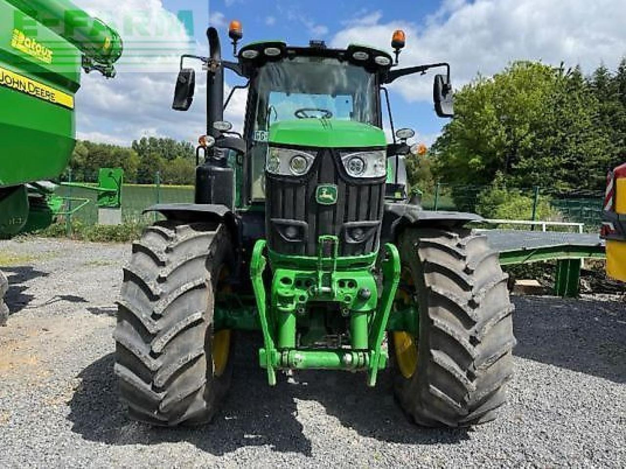 John Deere 6195m - Farm tractor: picture 2 John Deere 6195m - Farm tractor: picture 2