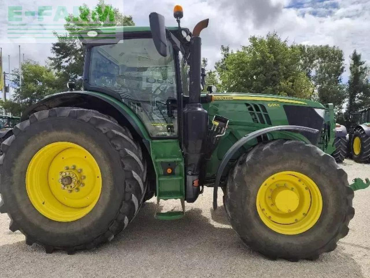 John Deere 6195r - Farm tractor: picture 3 John Deere 6195r - Farm tractor: picture 3