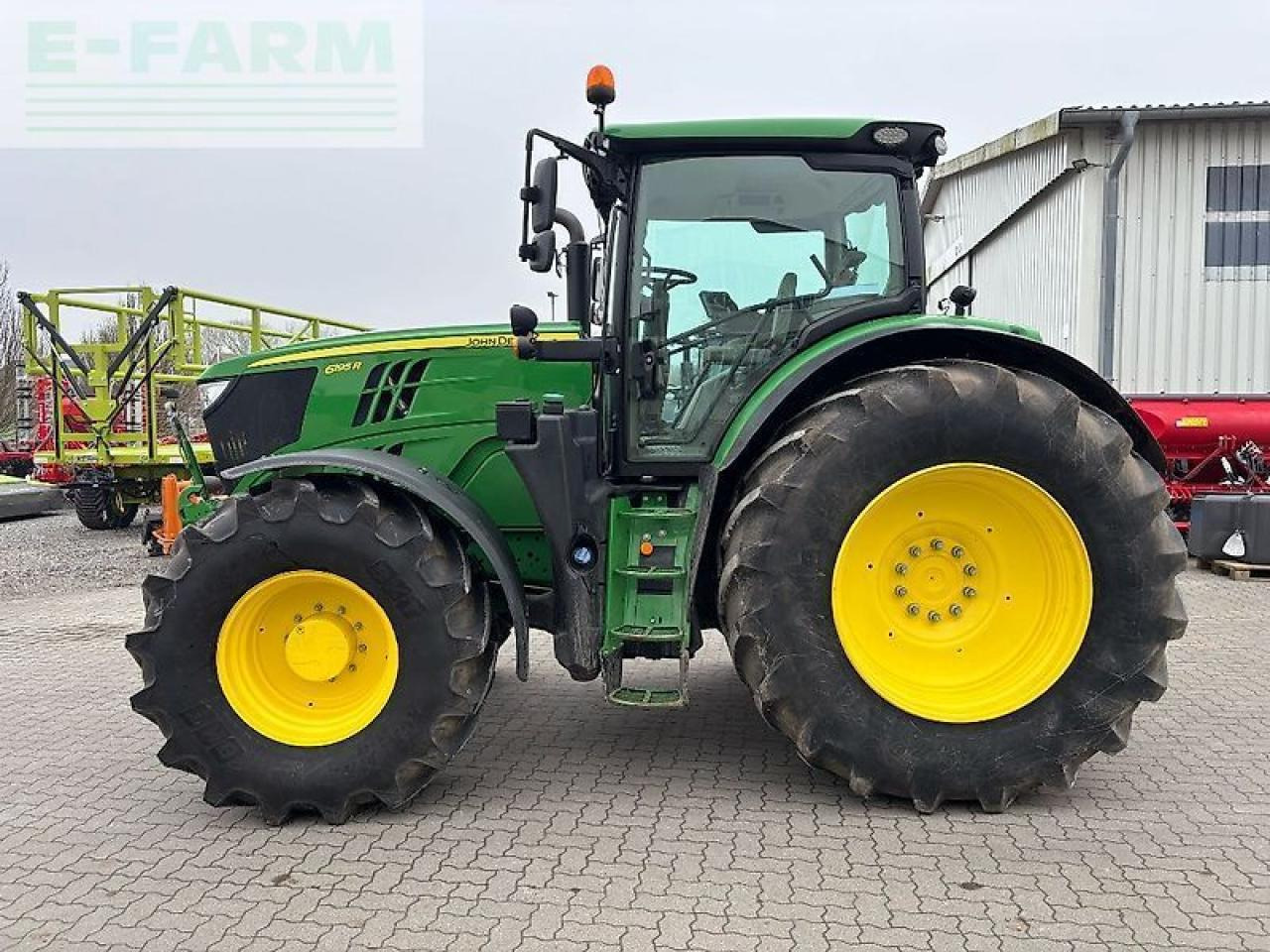 John Deere 6195r - Farm tractor: picture 4 John Deere 6195r - Farm tractor: picture 4