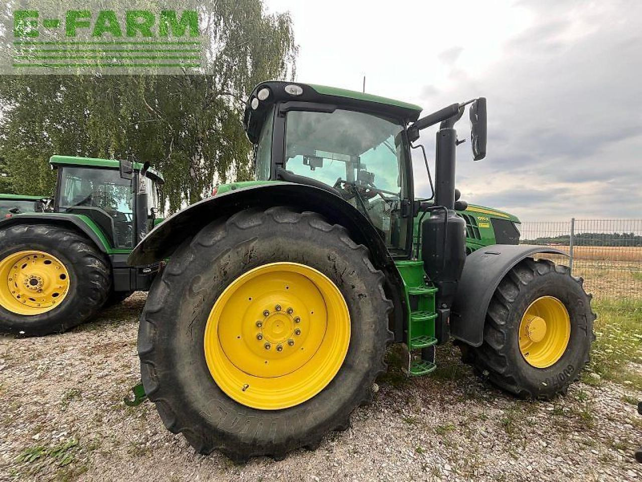 John Deere 6195r - Farm tractor: picture 3 John Deere 6195r - Farm tractor: picture 3
