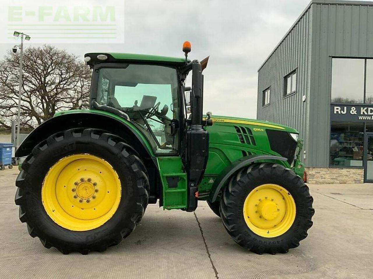 John Deere 6195r tractor (st22150) - Farm tractor: picture 2 John Deere 6195r tractor (st22150) - Farm tractor: picture 2