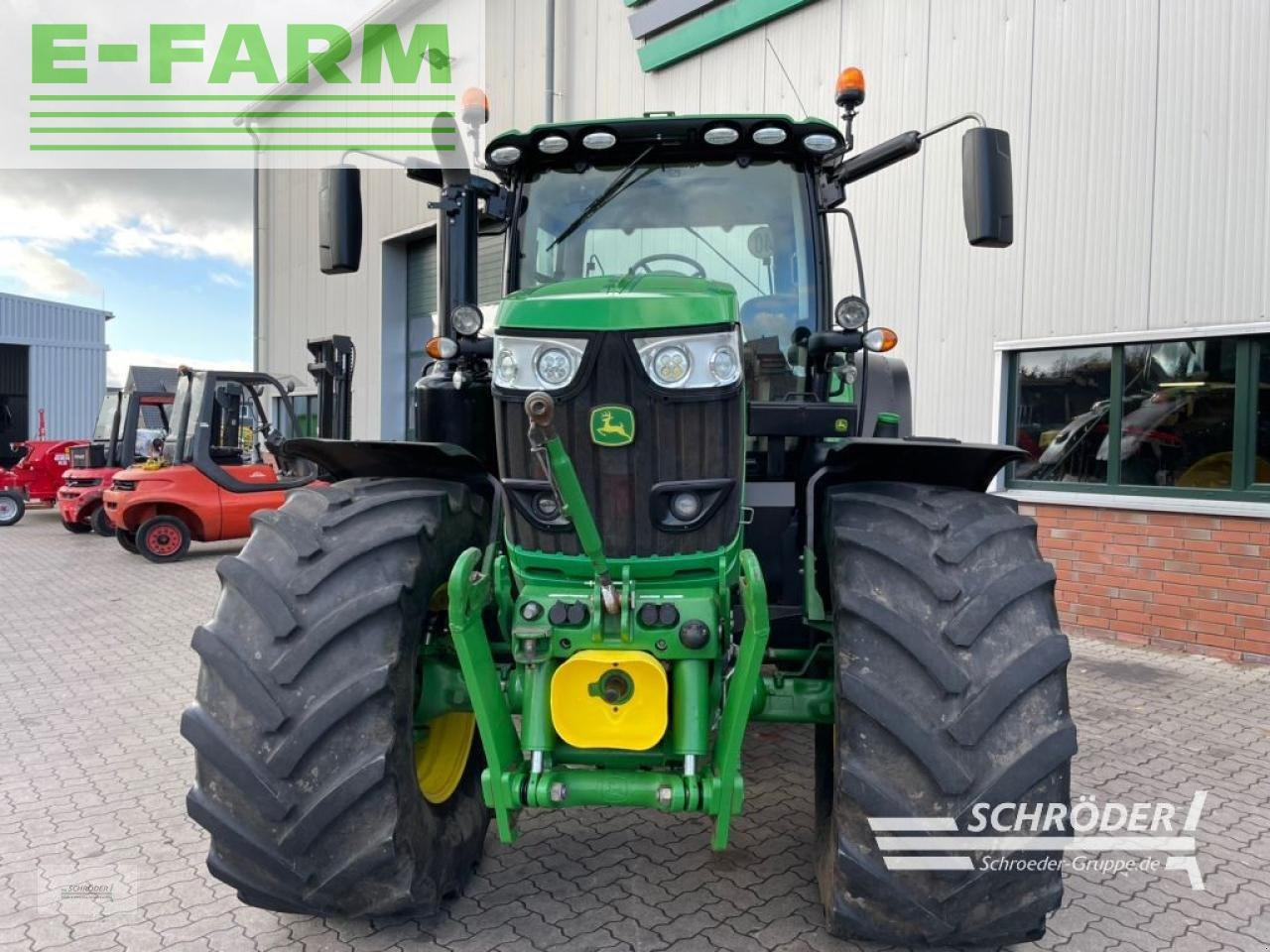 John Deere 6215 r ultimate - Farm tractor: picture 5 John Deere 6215 r ultimate - Farm tractor: picture 5