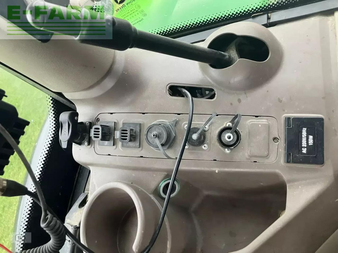 Farm tractor John Deere 6215r: picture 27 Farm tractor John Deere 6215r: picture 27