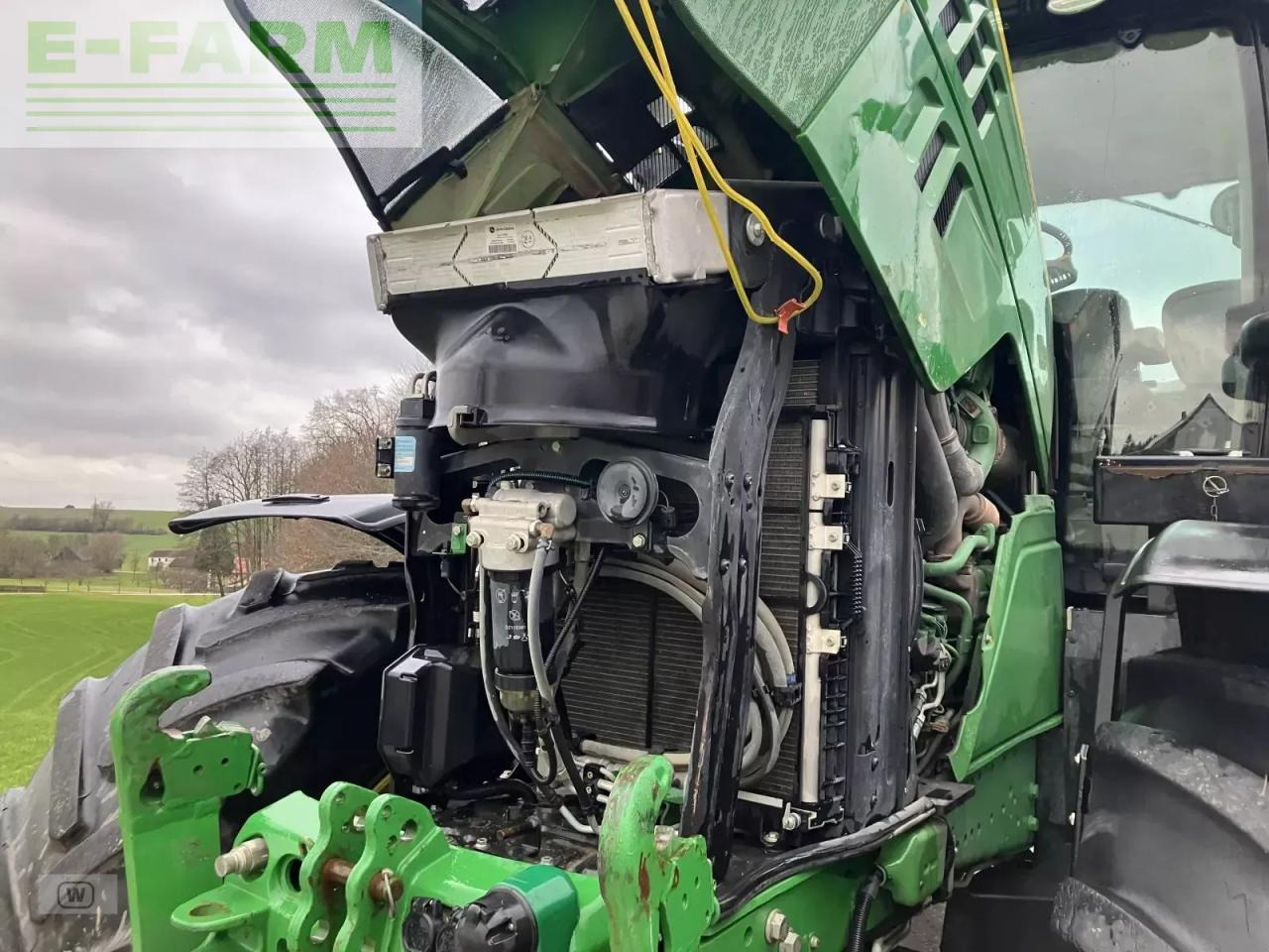 Farm tractor John Deere 6215r: picture 10 Farm tractor John Deere 6215r: picture 10