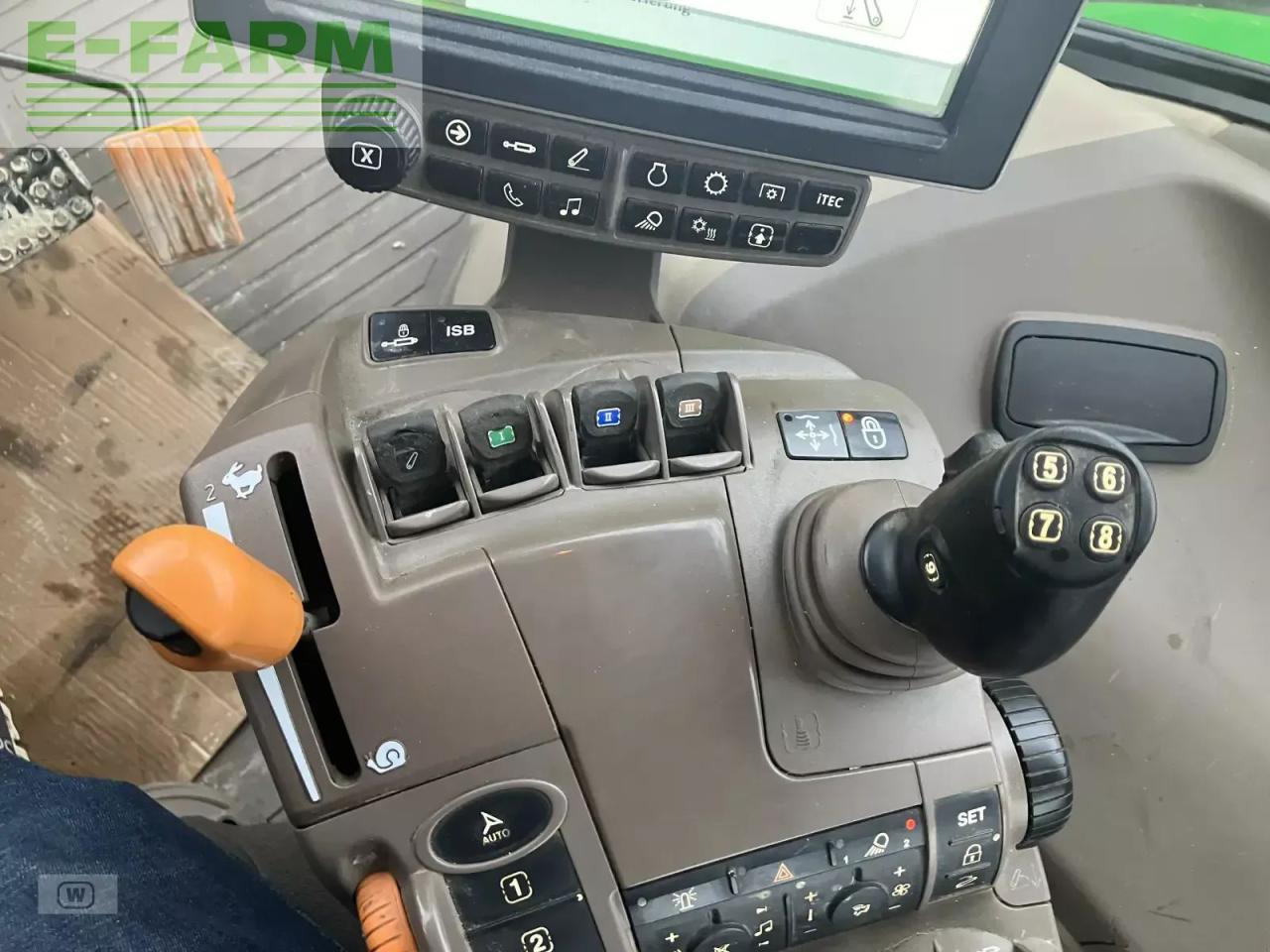 Farm tractor John Deere 6215r: picture 25 Farm tractor John Deere 6215r: picture 25