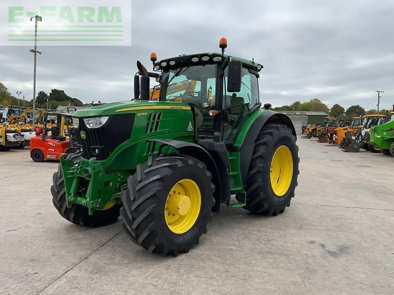 John Deere 6215r tractor (st23985) - Farm tractor: picture 4 John Deere 6215r tractor (st23985) - Farm tractor: picture 4