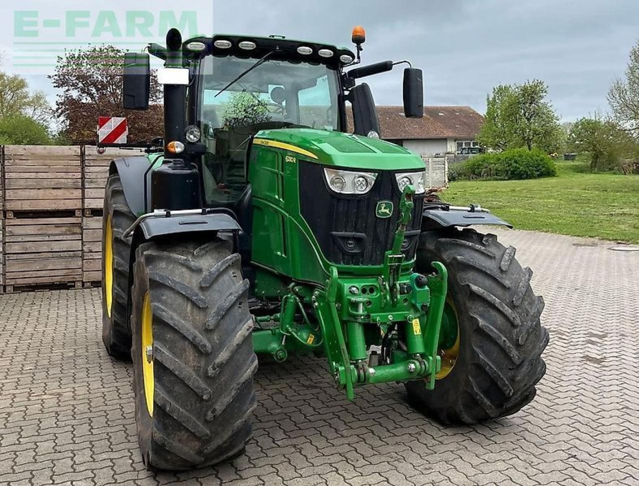 John Deere 6230r - Farm tractor: picture 2 John Deere 6230r - Farm tractor: picture 2