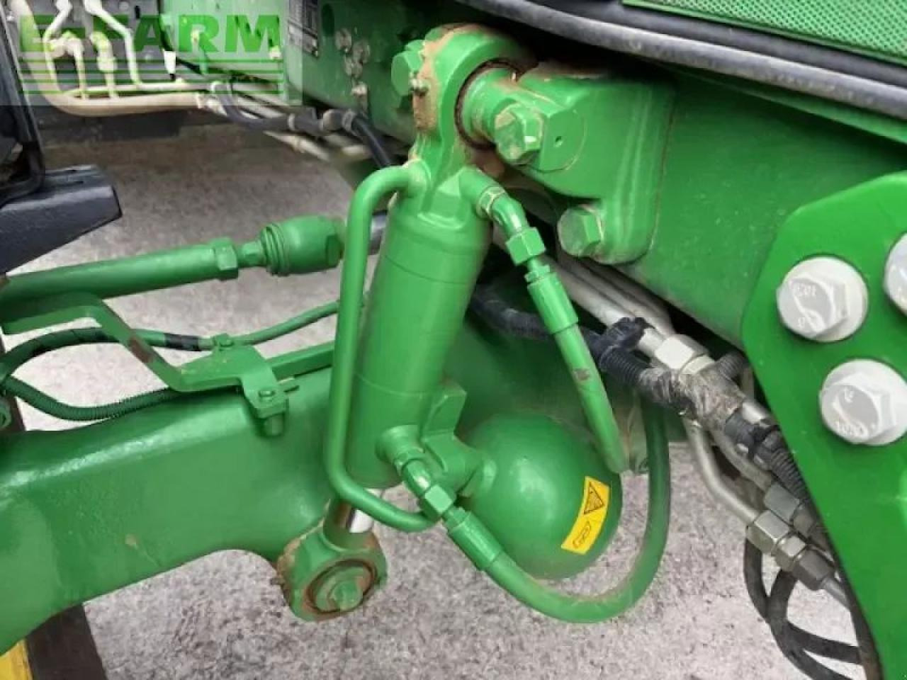 John Deere 6230r - Farm tractor: picture 5 John Deere 6230r - Farm tractor: picture 5