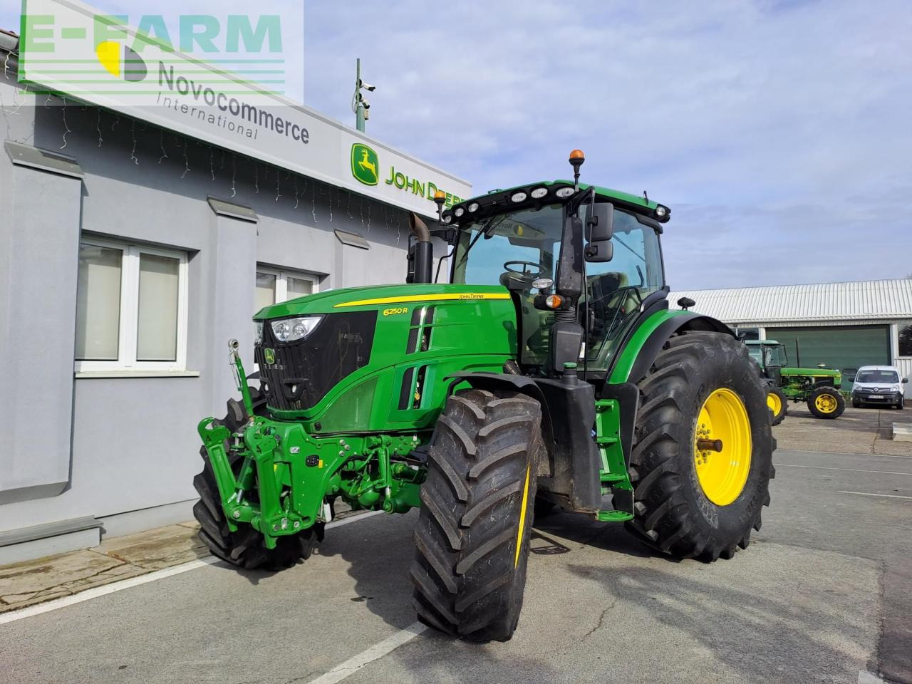 John Deere 6250R - Farm tractor: picture 5 John Deere 6250R - Farm tractor: picture 5