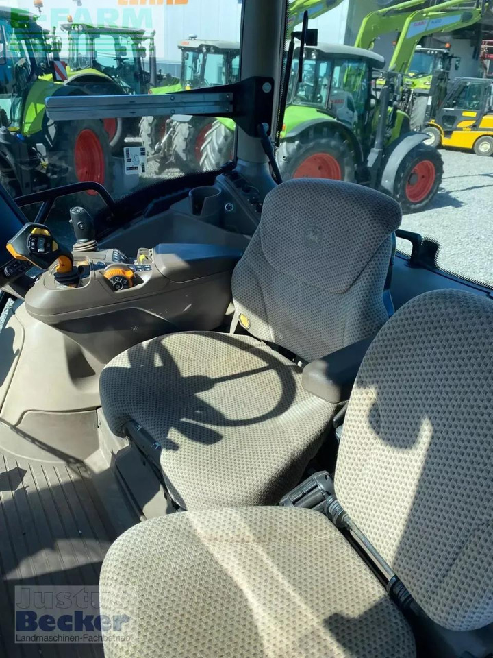 Farm tractor John Deere 6250r: picture 11