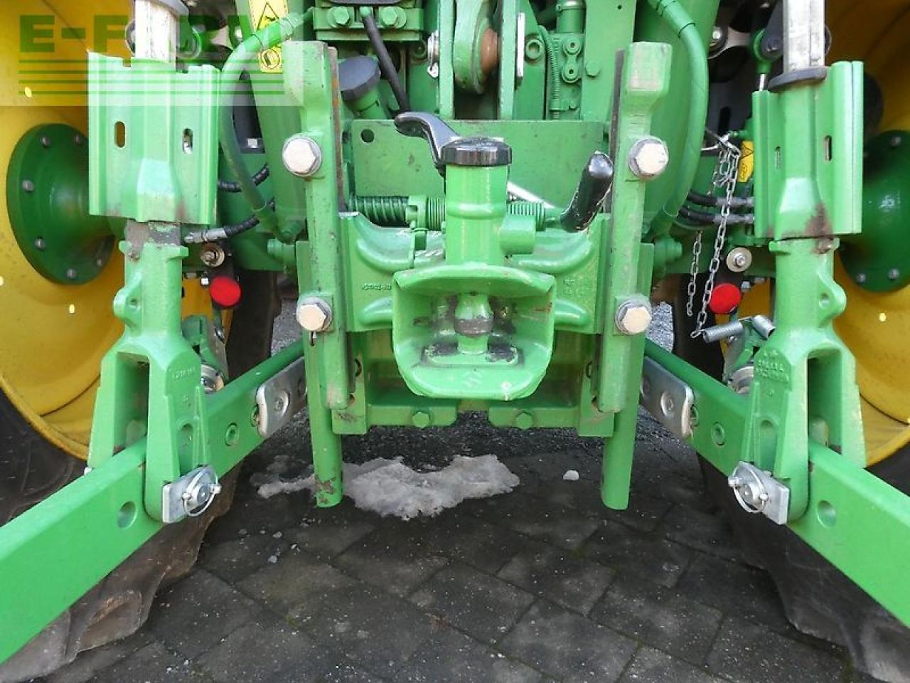 John Deere 6r 110 - Farm tractor: picture 5 John Deere 6r 110 - Farm tractor: picture 5
