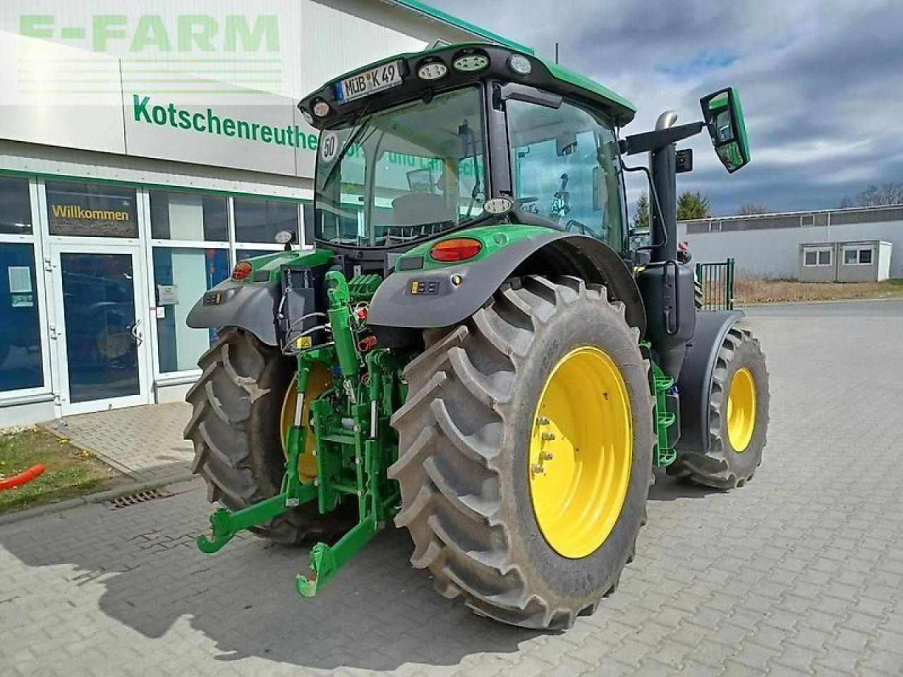 John Deere 6r 140 - Farm tractor: picture 4 John Deere 6r 140 - Farm tractor: picture 4