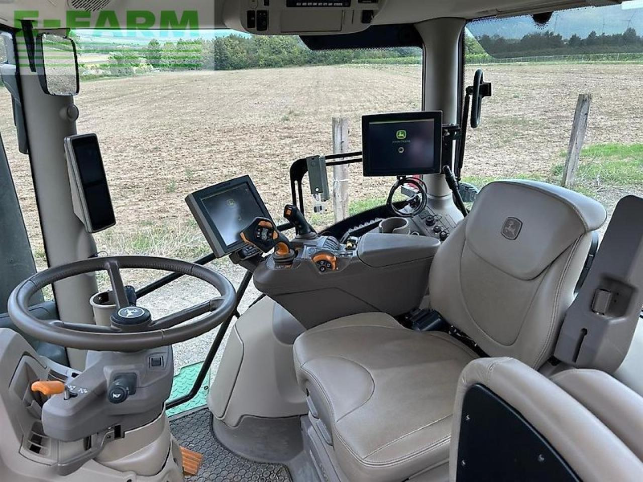 John Deere 6r 250 - Farm tractor: picture 3 John Deere 6r 250 - Farm tractor: picture 3