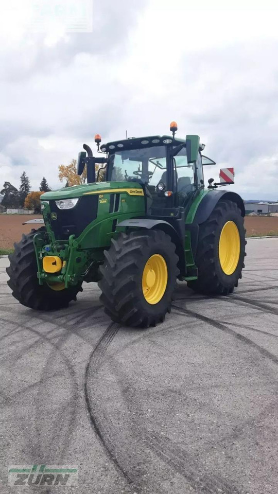 John Deere 6r195 / 6r 195 - Farm tractor: picture 1 John Deere 6r195 / 6r 195 - Farm tractor: picture 1