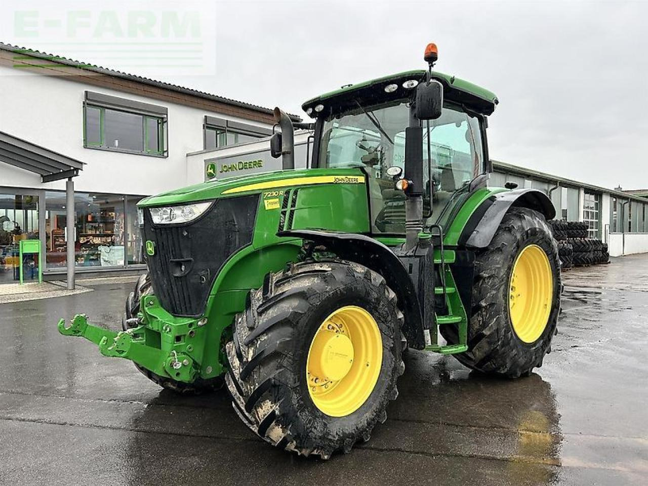 John Deere 7230r ap 50 - Farm tractor: picture 4 John Deere 7230r ap 50 - Farm tractor: picture 4