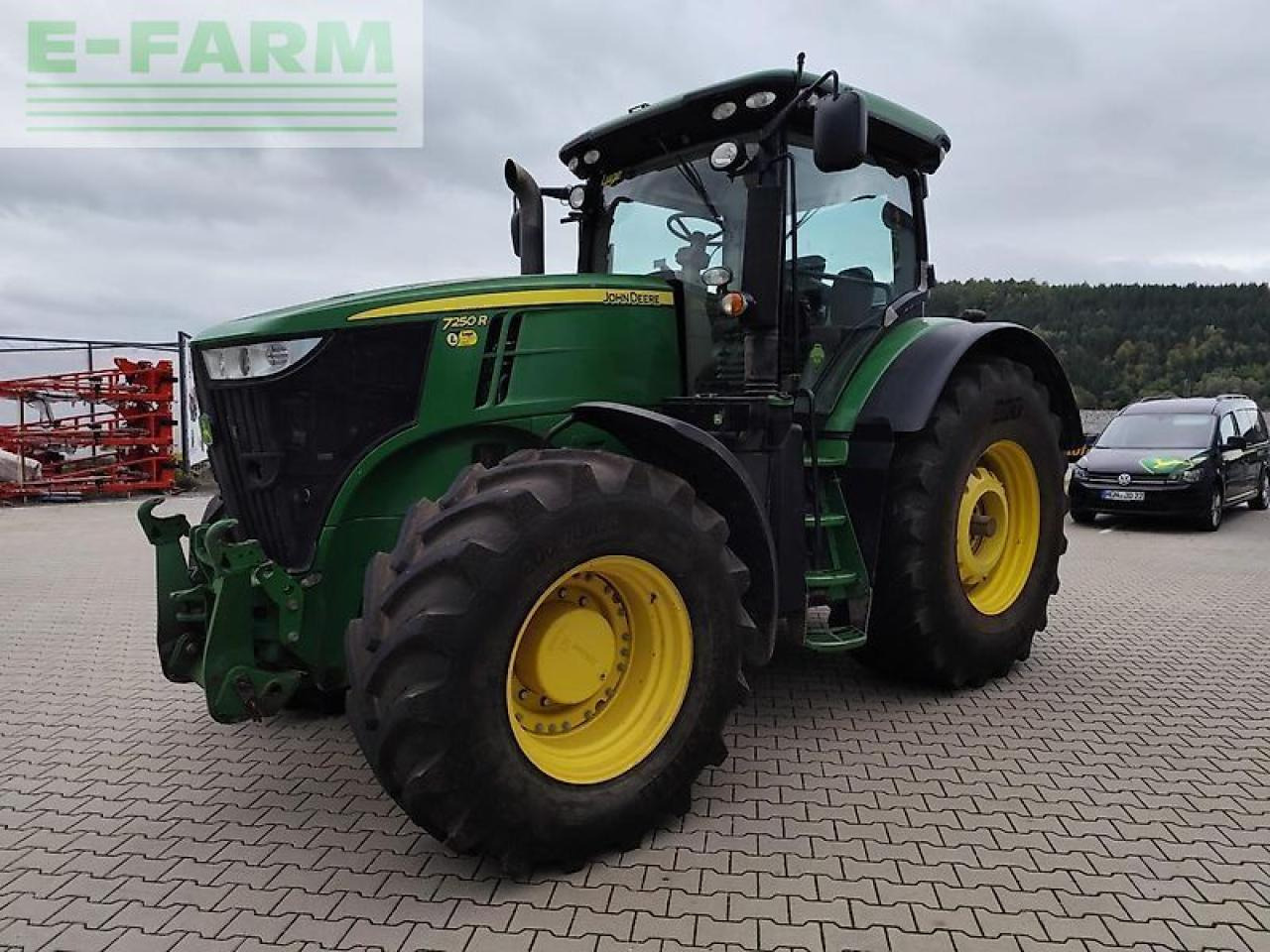 John Deere 7250r - Farm tractor: picture 1 John Deere 7250r - Farm tractor: picture 1