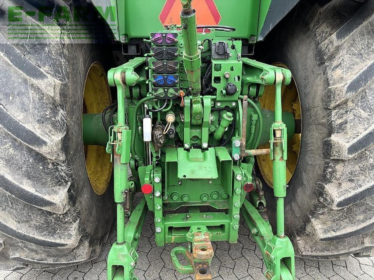 John Deere 7280r - Farm tractor: picture 4 John Deere 7280r - Farm tractor: picture 4