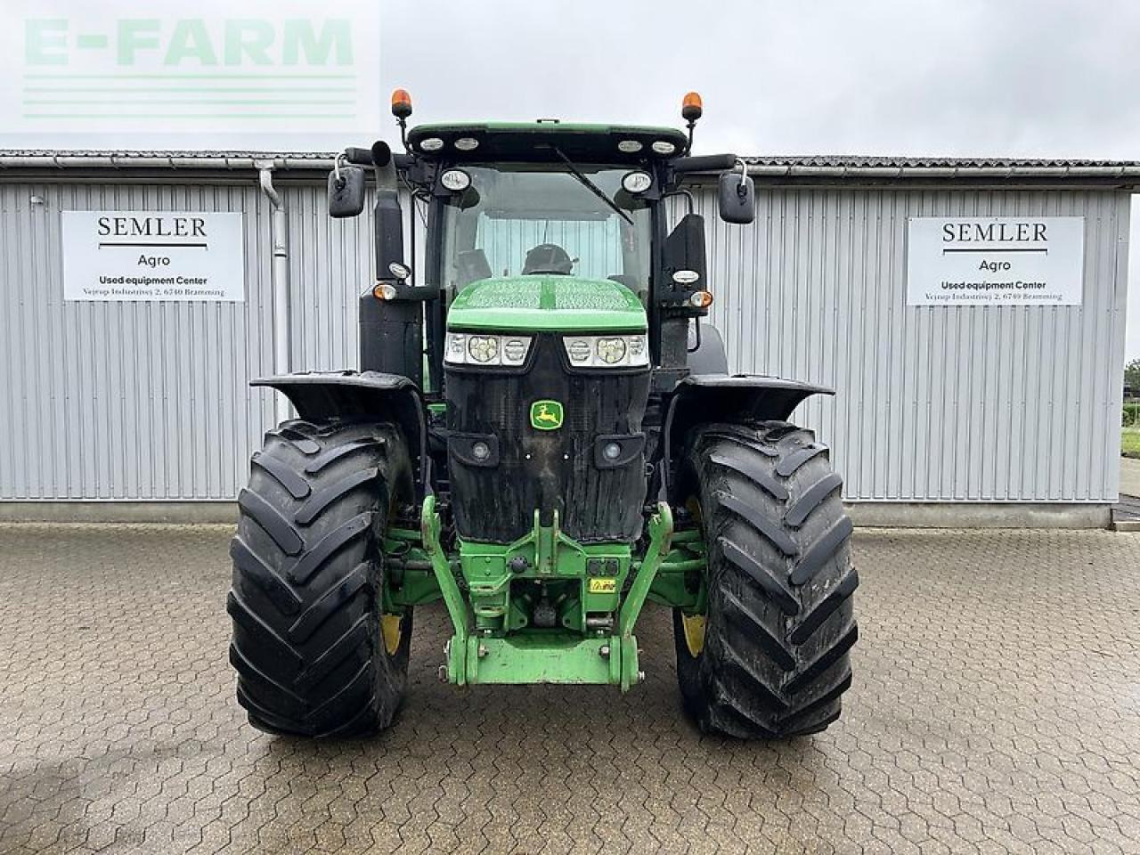 John Deere 7310r - Farm tractor: picture 2 John Deere 7310r - Farm tractor: picture 2