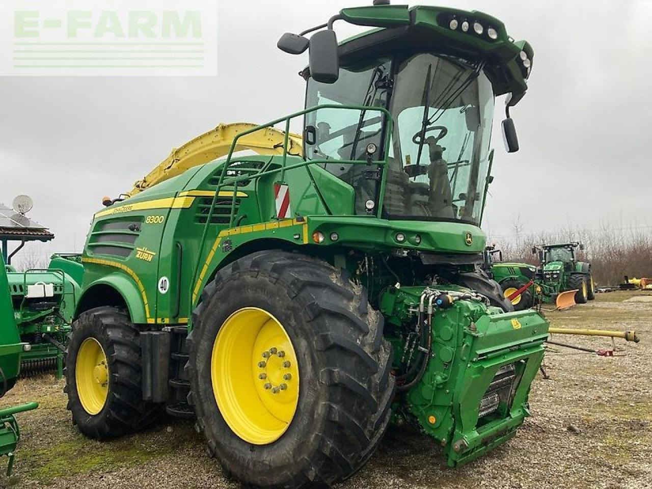 John Deere 8300 - Forage harvester: picture 2 John Deere 8300 - Forage harvester: picture 2