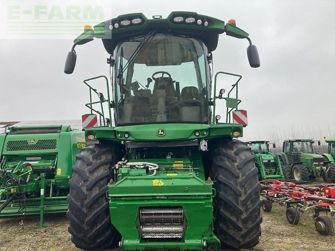 John Deere 8300 - Forage harvester: picture 5 John Deere 8300 - Forage harvester: picture 5