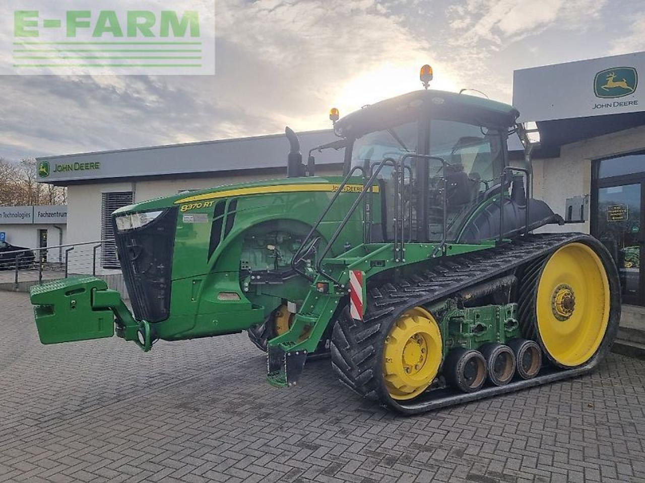 John Deere 8370rt my18 e23 40 - Farm tractor: picture 1 John Deere 8370rt my18 e23 40 - Farm tractor: picture 1