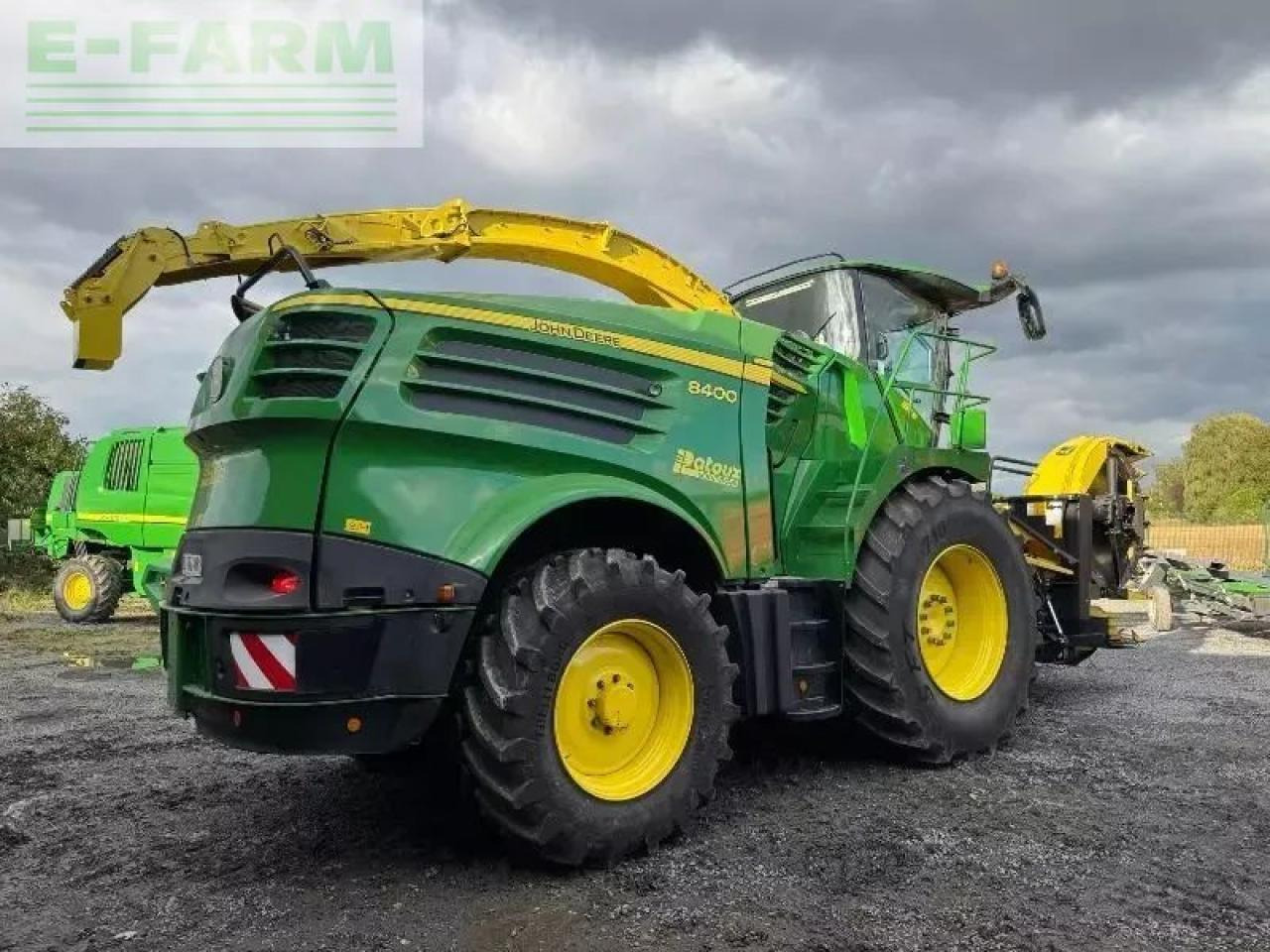 John Deere 8400 - Forage harvester: picture 5 John Deere 8400 - Forage harvester: picture 5