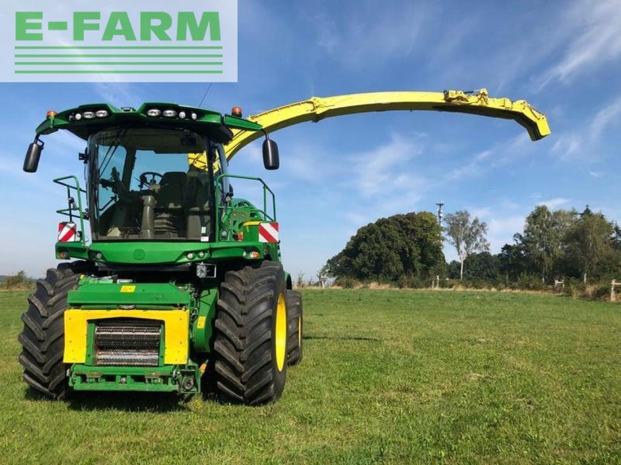 John Deere 8600 - Forage harvester: picture 1 John Deere 8600 - Forage harvester: picture 1