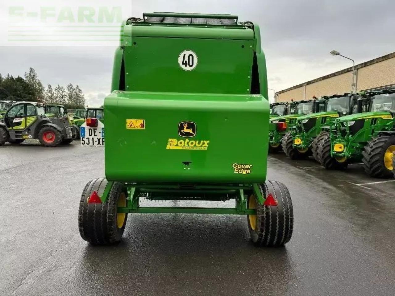 John Deere 864 - Square baler: picture 3 John Deere 864 - Square baler: picture 3
