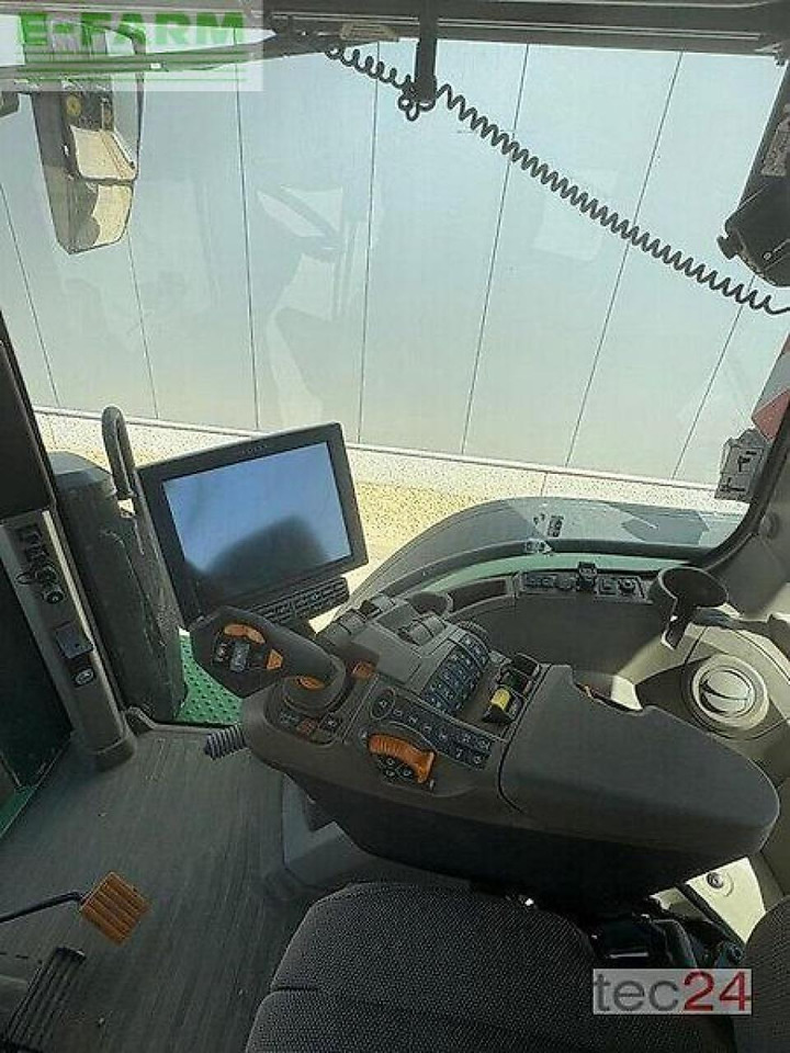 John Deere 8r340 - Farm tractor: picture 4 John Deere 8r340 - Farm tractor: picture 4