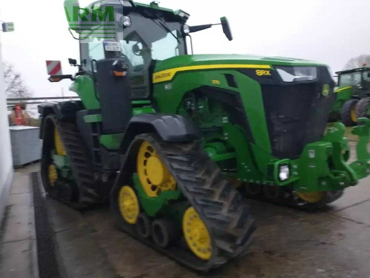 John Deere 8rx 370 my22 ap 40 - Farm tractor: picture 3 John Deere 8rx 370 my22 ap 40 - Farm tractor: picture 3