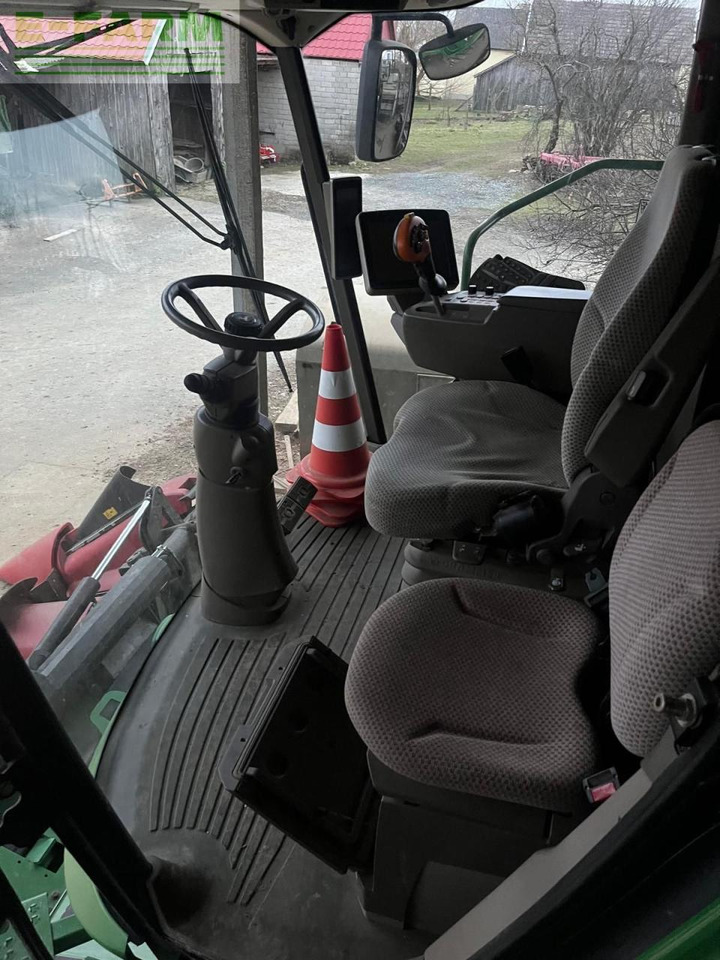 Combine harvester John Deere S670i: picture 16