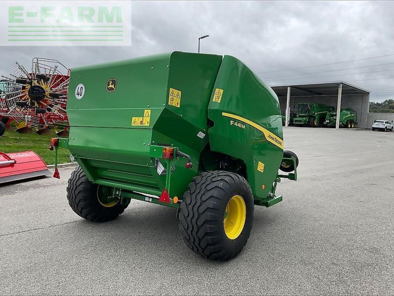 John Deere f 441 m rundballenpresse - Square baler: picture 3 John Deere f 441 m rundballenpresse - Square baler: picture 3