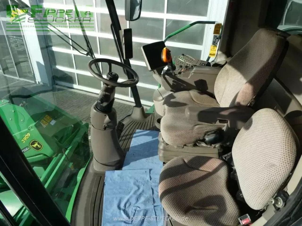 Combine harvester John Deere s680 +630r+sww +maisgebiss: picture 10 Combine harvester John Deere s680 +630r+sww +maisgebiss: picture 10