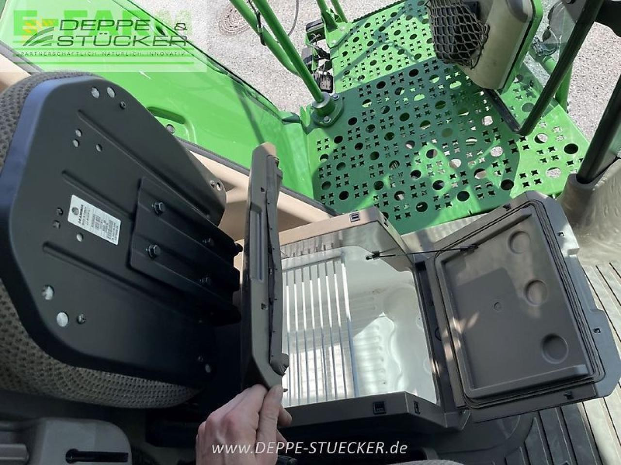 John Deere t560i hillmaster - Combine harvester: picture 3 John Deere t560i hillmaster - Combine harvester: picture 3