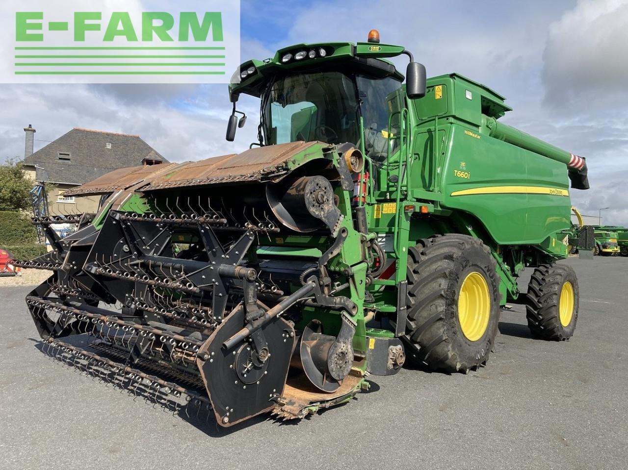 John Deere t660 - Combine harvester: picture 1 John Deere t660 - Combine harvester: picture 1