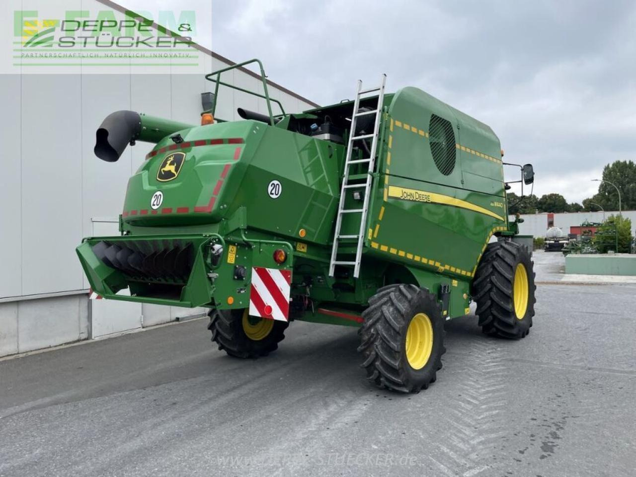 John Deere w440 mit 618 schneidwerk - Combine harvester: picture 4 John Deere w440 mit 618 schneidwerk - Combine harvester: picture 4